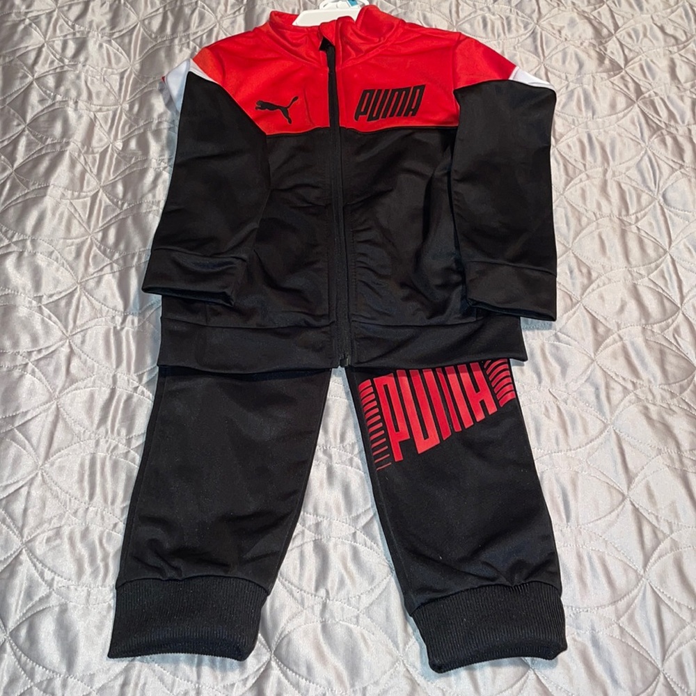 Puma boys track suit size 5